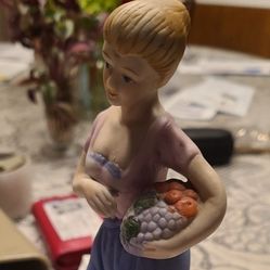 Vintage Home InteriorFigurine