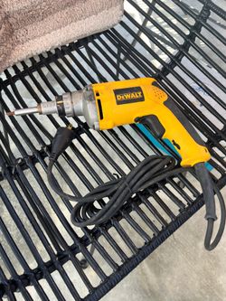 DeWalt DW272 VSR Drywall Screwdriver