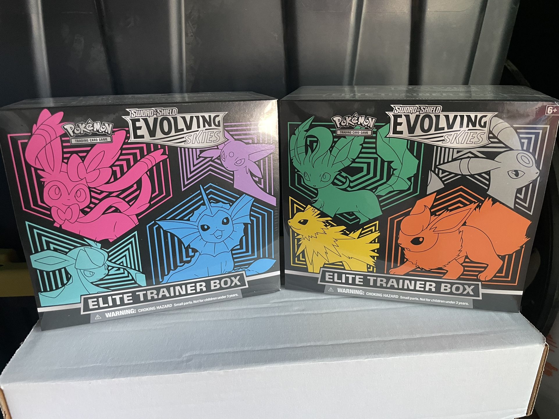 Evolving Skies Bundle ETB