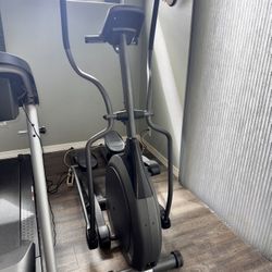 Elliptical: Vision Fitness X6100 
