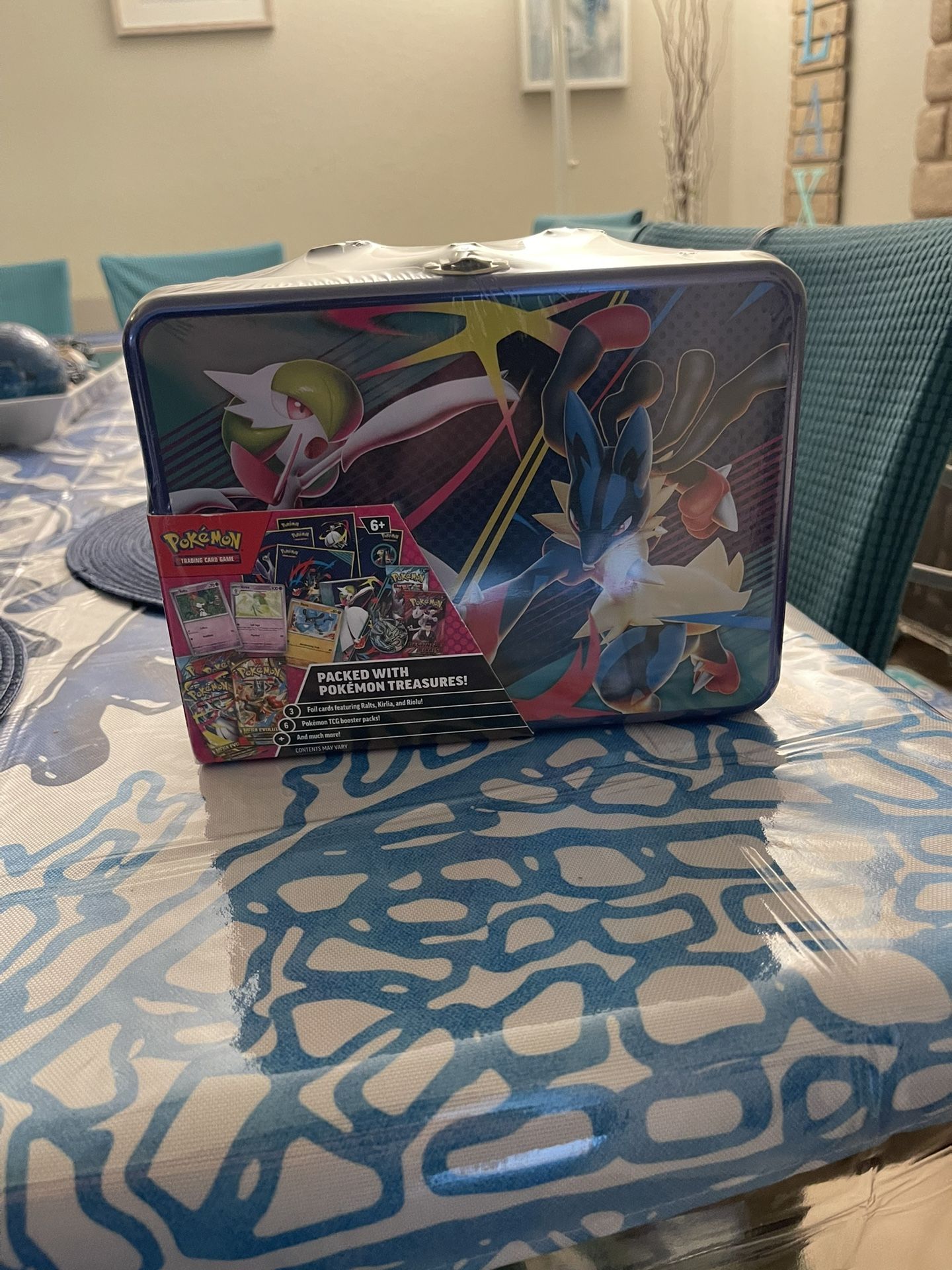 Pokemon 2025 Collectors Falls Chest