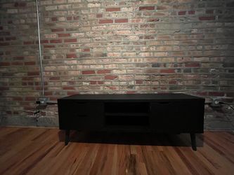 Entertainment Center/TV Stand