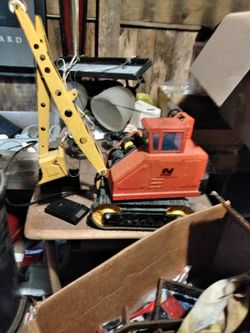 Older Metal Toy Crain