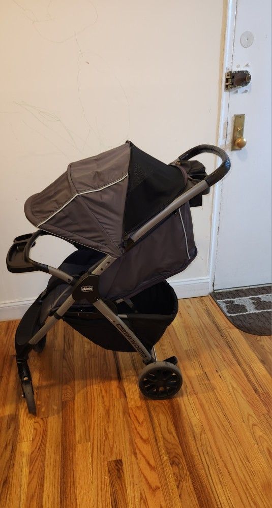 Chicco Lightweight Stroller 