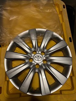 BRAND NEW COROLLA 16" Hubcaps