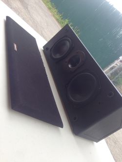 Klipsch Center speaker model KV-1