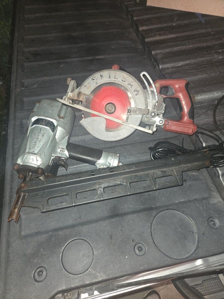 Framing Nailer And Skilsaw