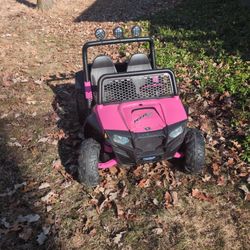 Peg Perego RZR900 Pink Kids ATV