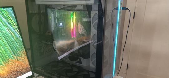 High-End Gaming PC – RTX 5070 Ti | Ryzen 7 8700F | 32GB RAM