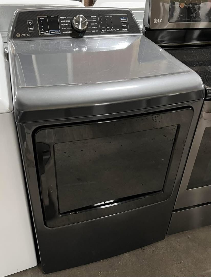 NEW Smart Electric Dryer GE Profile with Sanitize Cycle (FINANCE AVAILABLE)