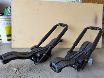 Thule Compass Kayak and SUP Roof Rack