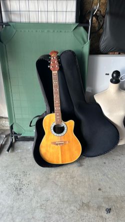 1974 Ovation 6-String Celebrity Model Acoustic Electric