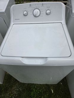 MATCHING SET HOTPOINT WASHER W/AGITATOR AND  ELECTRIC DRYER