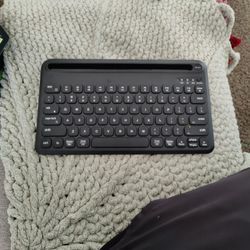 Bluetooth Keyboard 