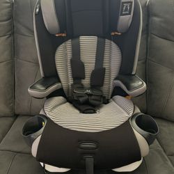 LIKE NEW‼️ CHICCO MYFIT ZIP AIR HARNESS + BOOSTER • CAR SEAT