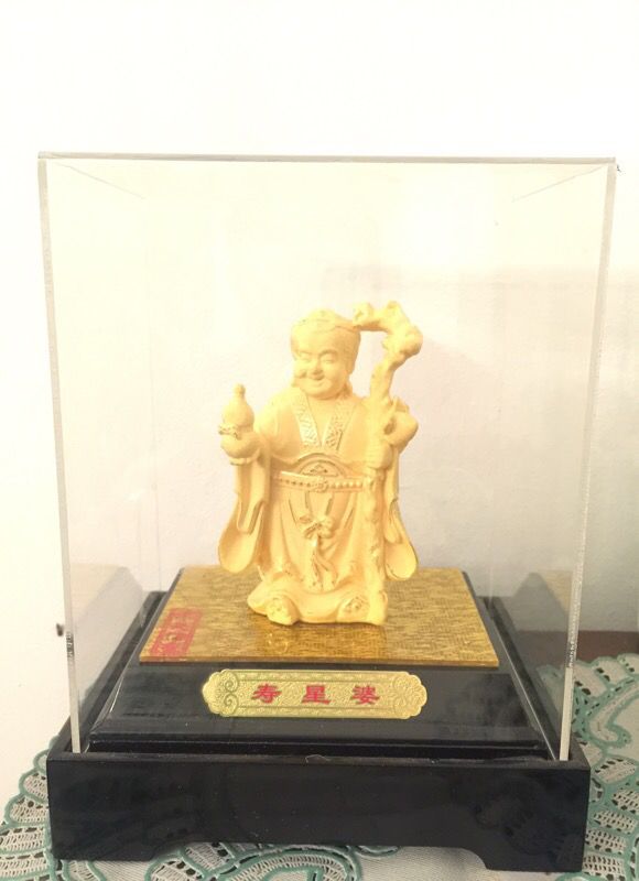 Chinese long life women statue (24k gold plated)