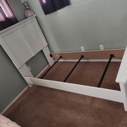 Twin Bed 