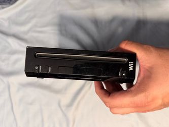 Wii - Black with cables and controller