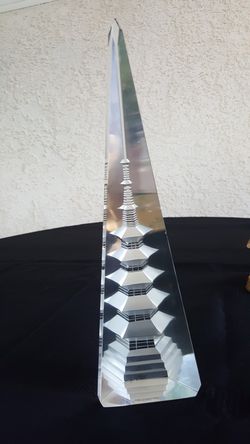 Crystal Pagoda 7 to 8 inches tall good condition