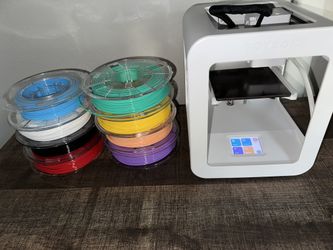 Like New Toybox Alpha Two 3D Printer + 8 Printer Food