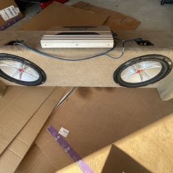 2 12’s Kickers In Box With Performance Teknique Amp