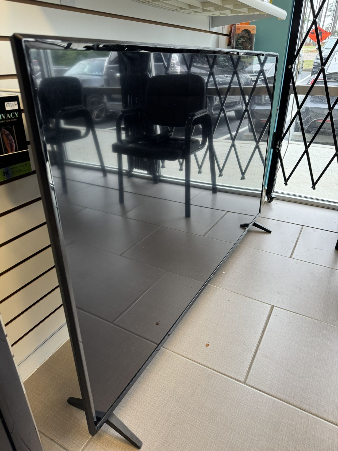 65” LG TV