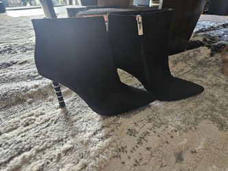 Black Boot JL , New, Price 50, Size 37 1/2