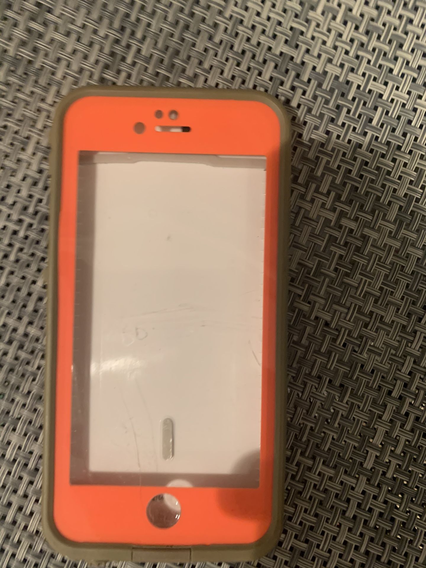 iPhone 6 life proof case