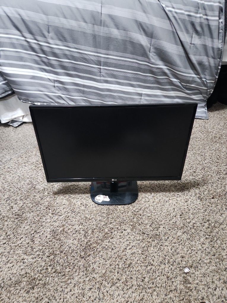 LG 24" 1920x1080 Ips LED Monitor