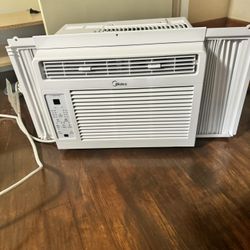 Midea AC Unit 