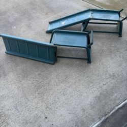 8000 Lb Load Capacity Per Ramp(2) Removable Ramps