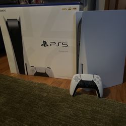 PS5 Disc Version In Original Box