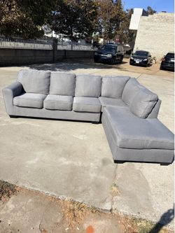 Modern Gray L-Shaped Sectional Sofa