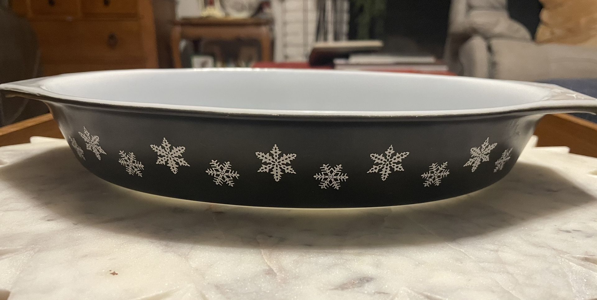 Vintage Charcoal And White Snowflake Pyrex
