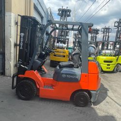 Toyota Forklift Serie 7 5000#