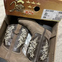 Boots Size 13c