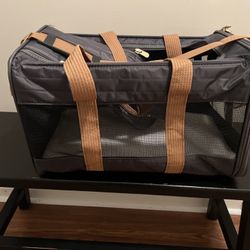 Large Sherpa Pet Carrier 