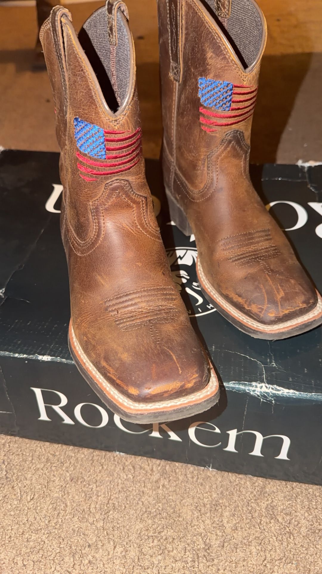 Boy Ariat Boots