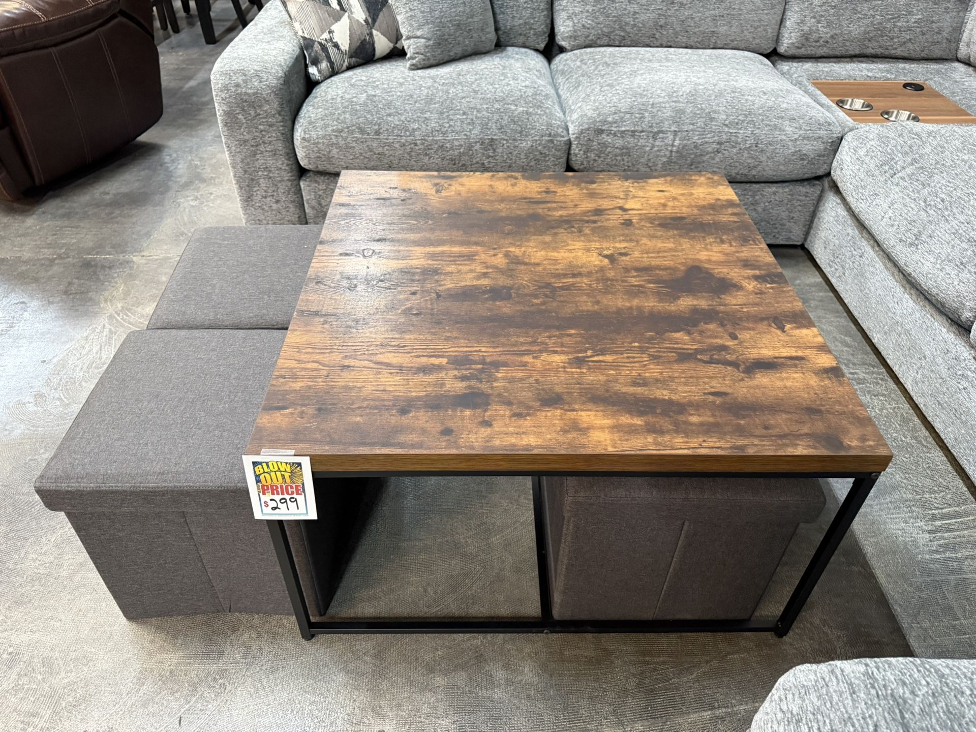 Coffee Table w/ 4 Stools