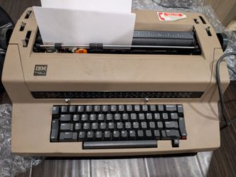 IBM Correcting Selectric III Electric Typewriter