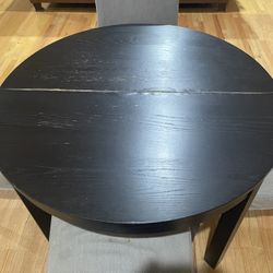 Elegant Expandable Dining Table Set – Seats 4+