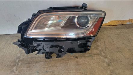 2013 2014 2015 2016 2017 AUDI Q5 LEFT SIDE HEADLIGHT OEM