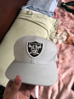 Vintage 90s raiders hat
