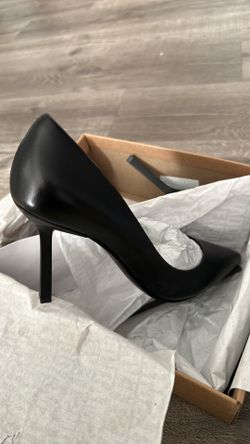 STEVE MADDEN CLASSIC LEATHER HEELS