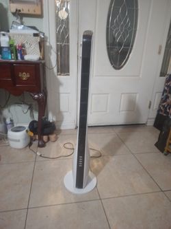 Westinghouse 220 Model BLF  fHO5 tower Fan Vólt  estoy aHo4 Floor   Standing 22ov 24