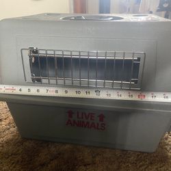 Airplane approved carrier/kennel/crate