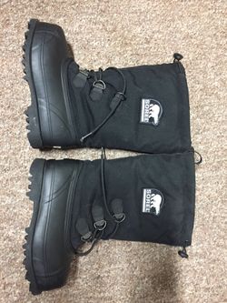 Sorel Women's black winter Boot size 7 (EUR 38)