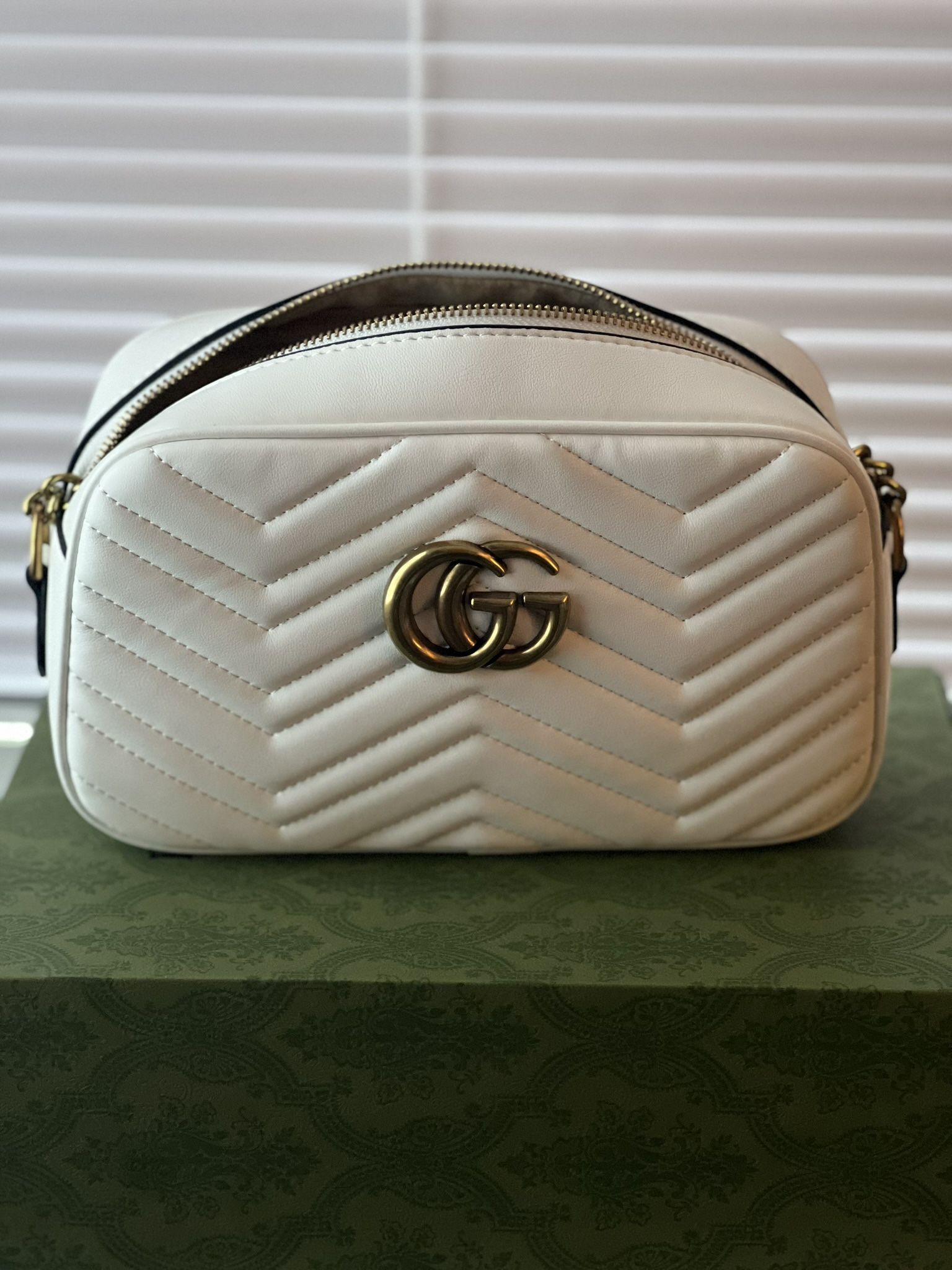 Gucci Monogram Women’s Purse 