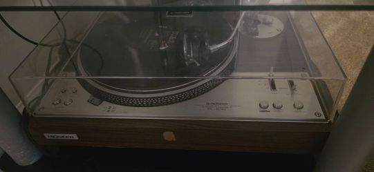 Pioneer PL-530 Stereo Turntable