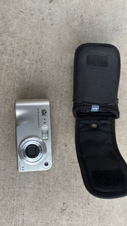 Hp photosmart camera with case